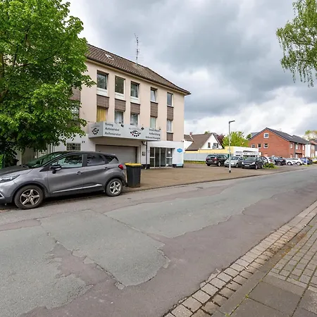 Ideal Fuer Entdeckerfamilie アパート ディンスラーケン